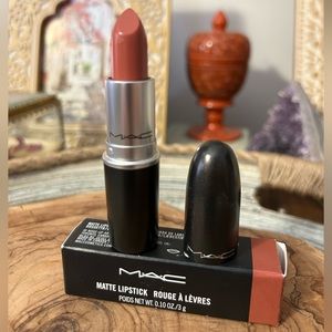NEW MAC Velvet Teddy Lipstick